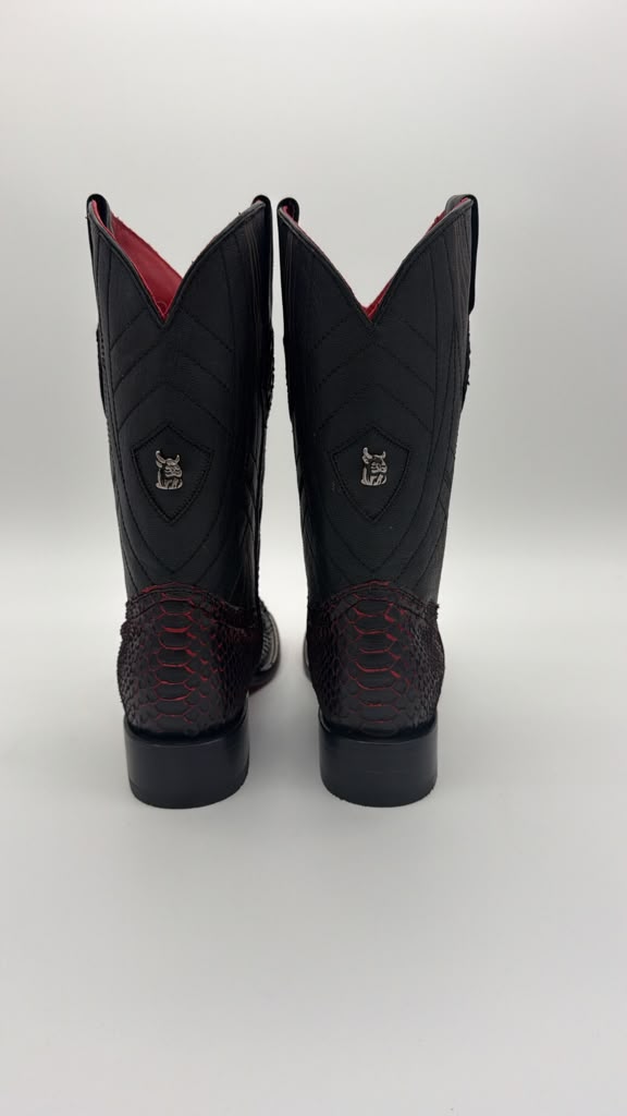 Python Exotic Boot
