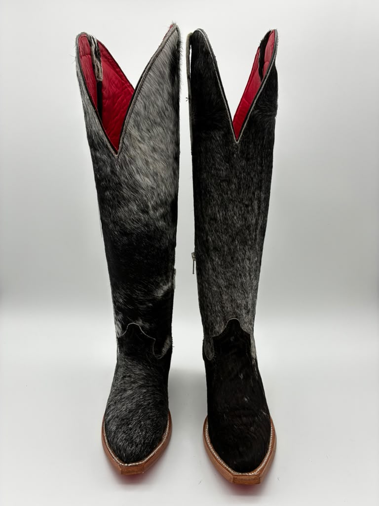 Rockem Cowhide Cowgirl Boot Size 6 Wide – front pair view