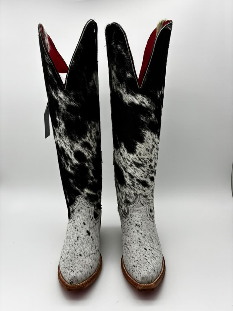 Rockem Cowhide Cowgirl Boot Size 7 IV – front pair view