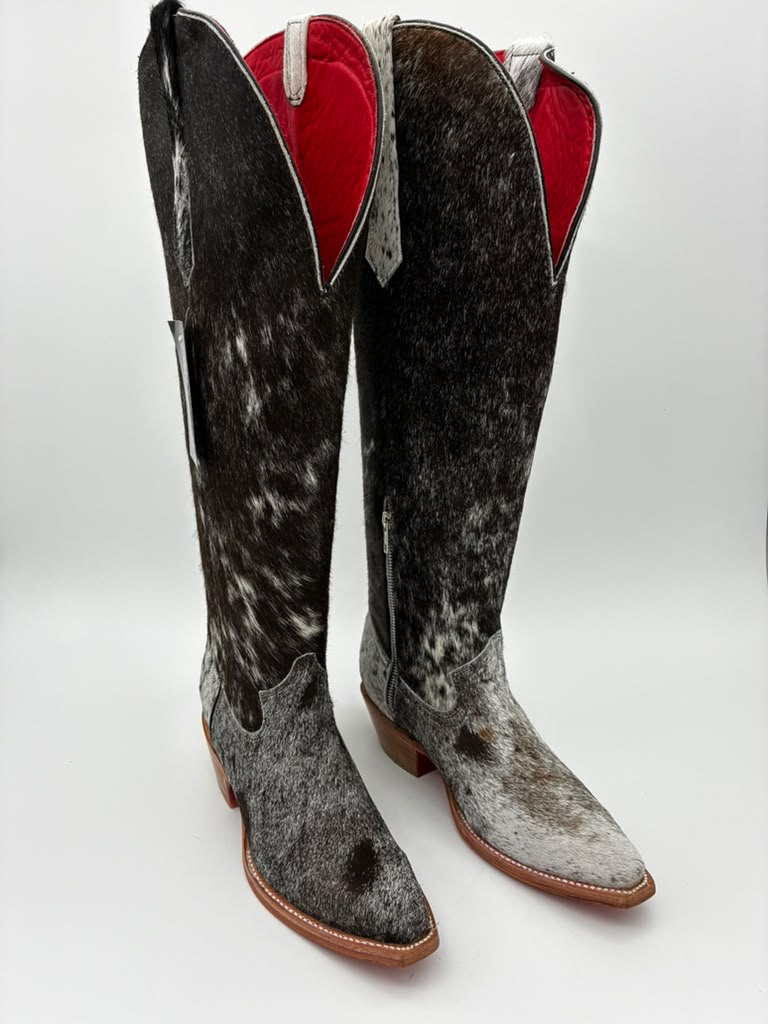 Rockem Cowhide Cowgirl Boot Size 8 Wide – front pair view