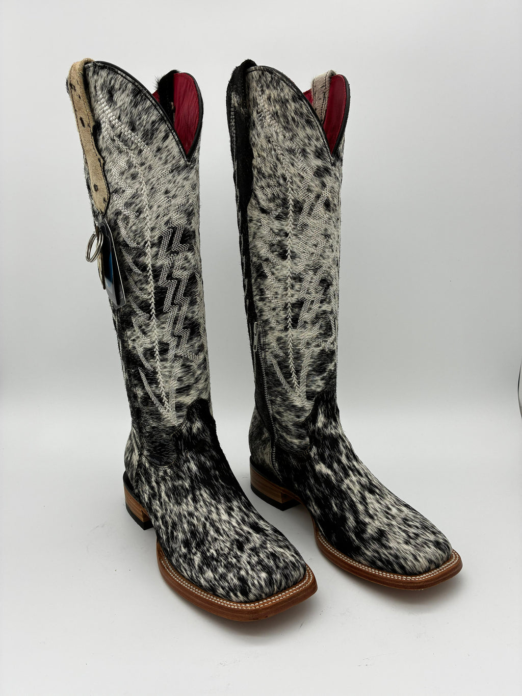 Rockem Cowhide Cowgirl Boot Size 8 III – side profile view with zigzag stitching