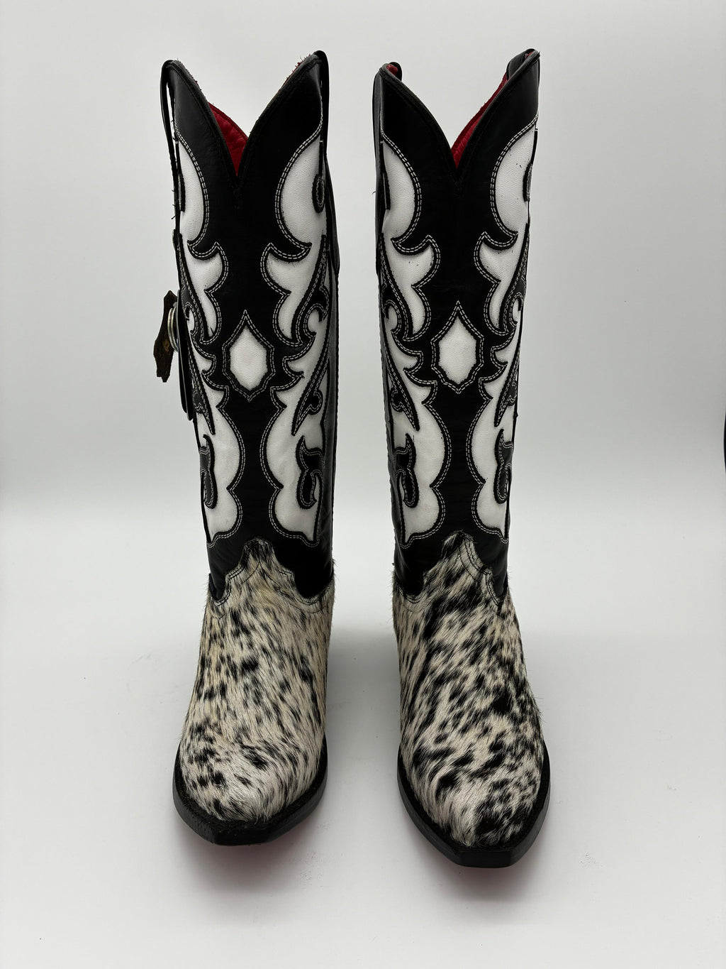 Rockem Cowhide Cowgirl Boot Size 8 – front facing view