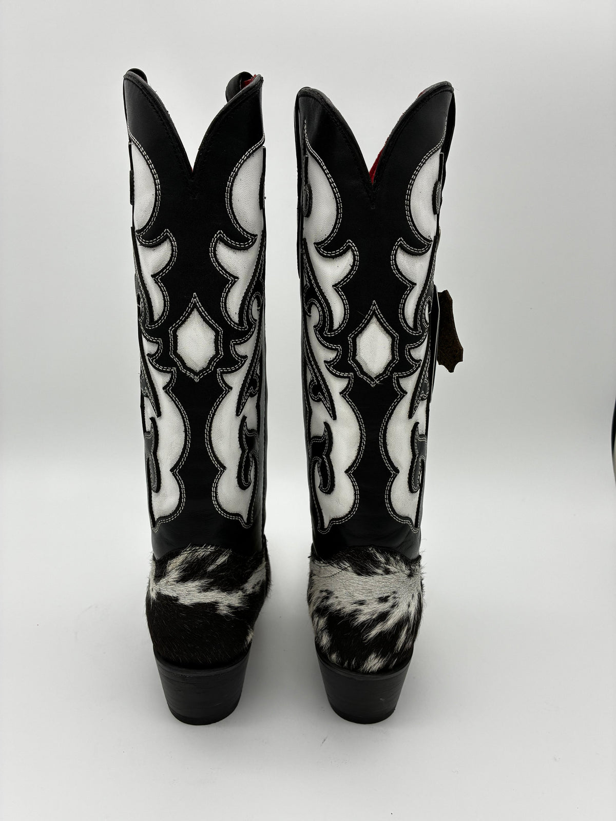 Rockem Cowhide Cowgirl Boot Size 9 – front facing view